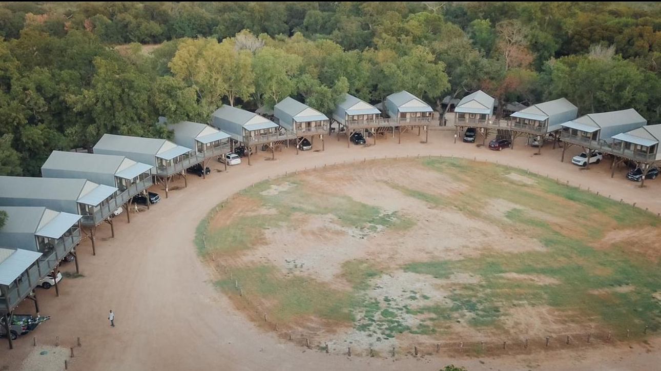 Safari cabins in horseshoe layout